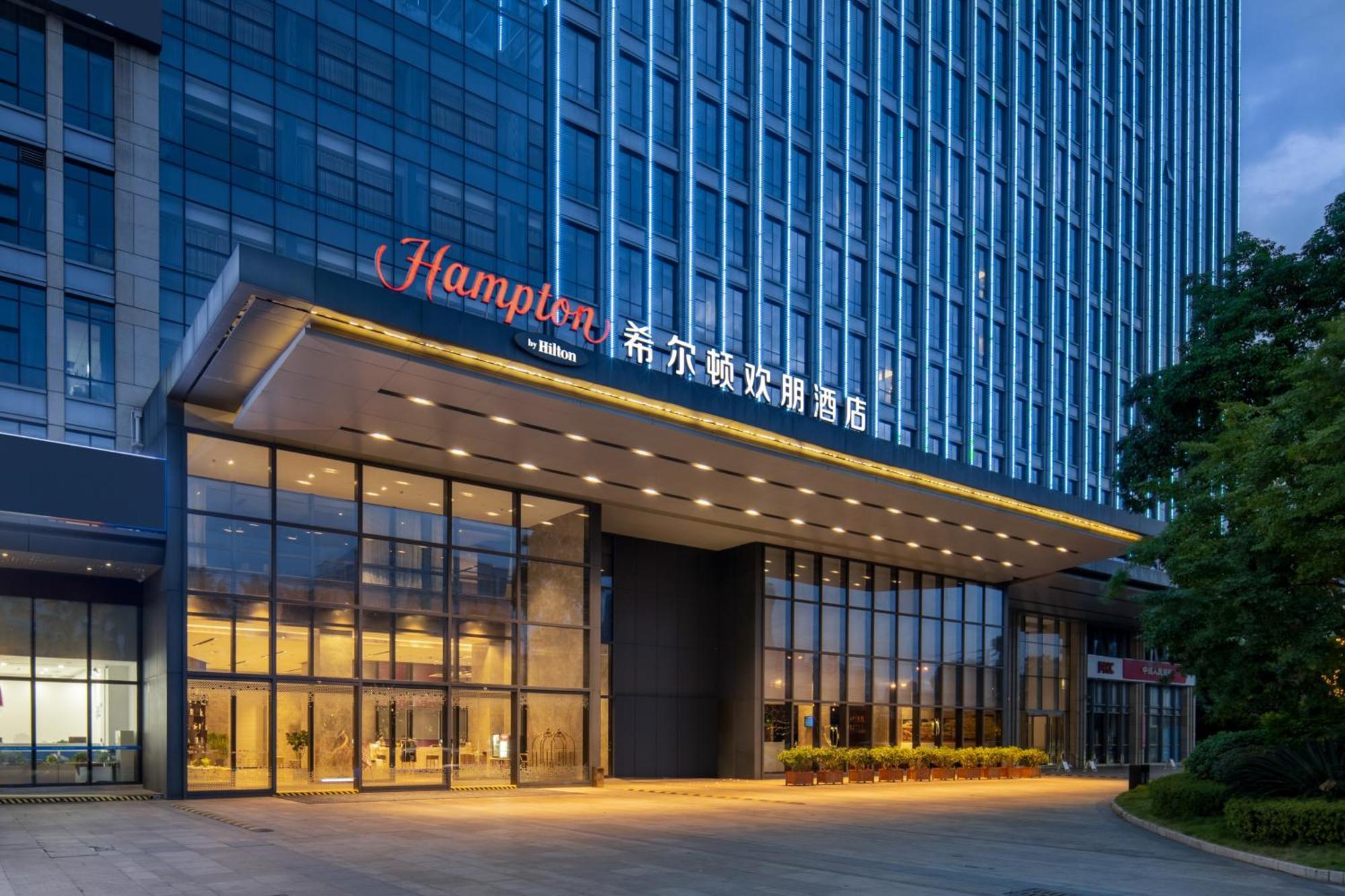 Готель Hampton By Hilton Nanning Jiangnan Екстер'єр фото